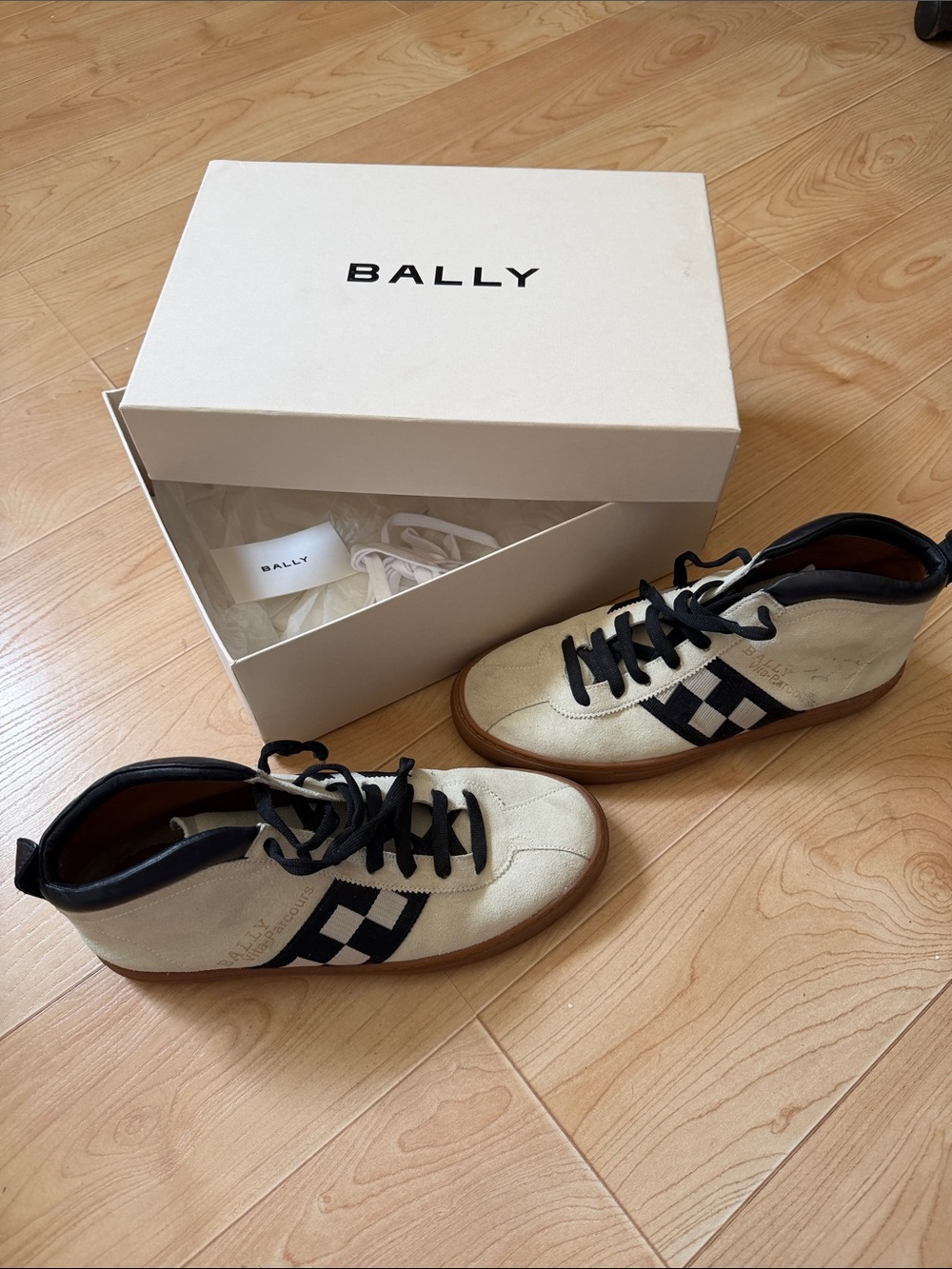 Bally Vita-Pacours Men’s Cream and Black Checker Detail Low-Top Sneakers